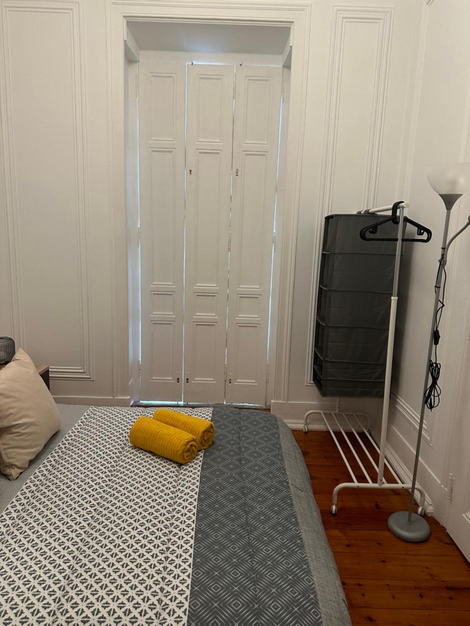 Garden Campo De Ourique Guest House - Hostel Lissabon Exterior foto