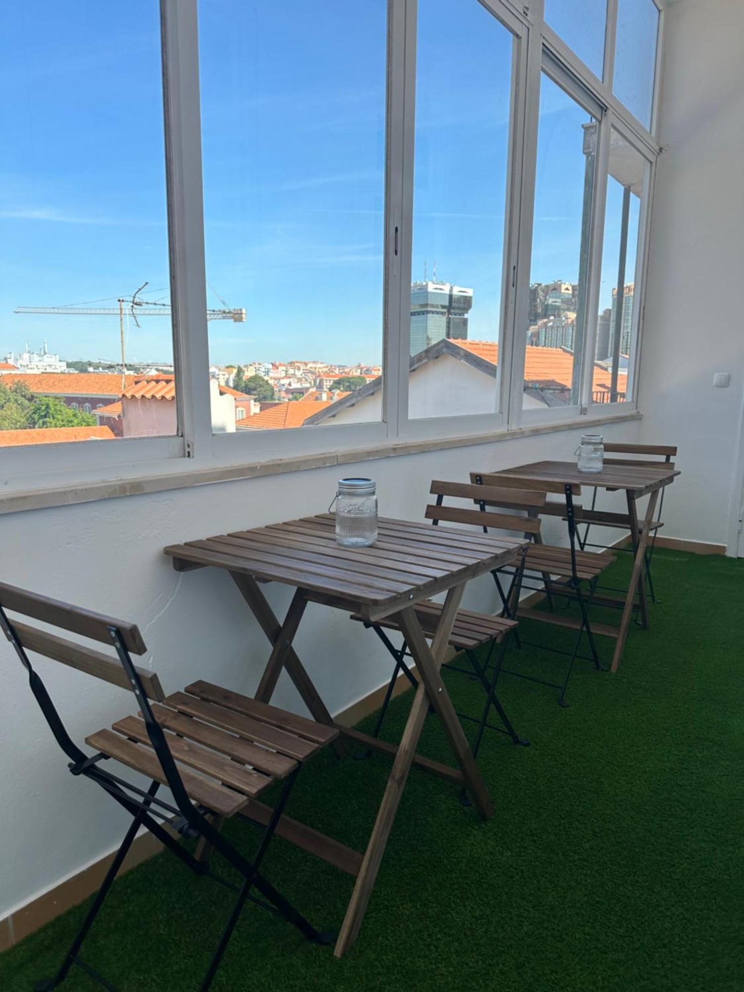 Garden Campo De Ourique Guest House - Hostel Lissabon Exterior foto