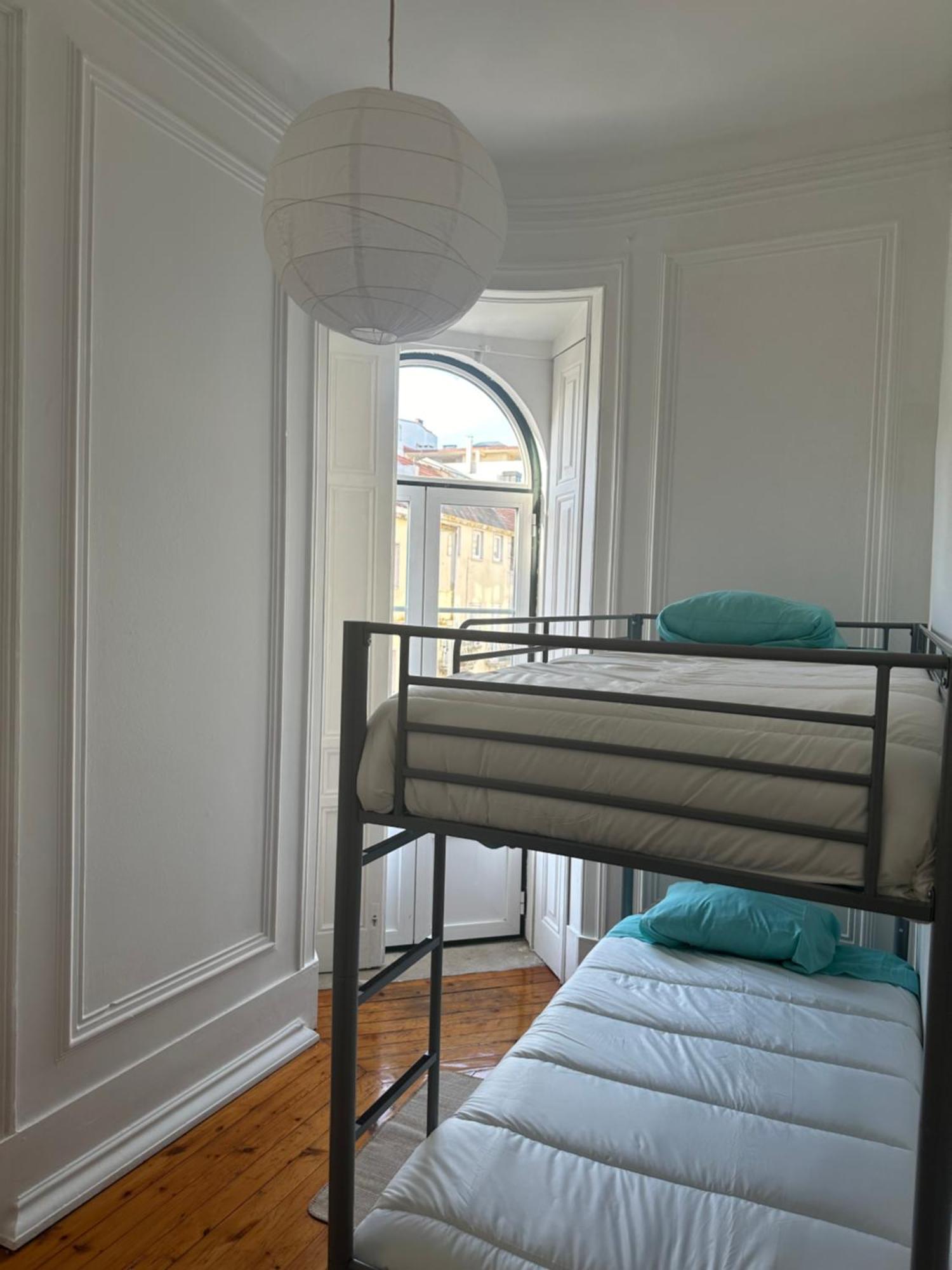 Garden Campo De Ourique Guest House - Hostel Lissabon Exterior foto