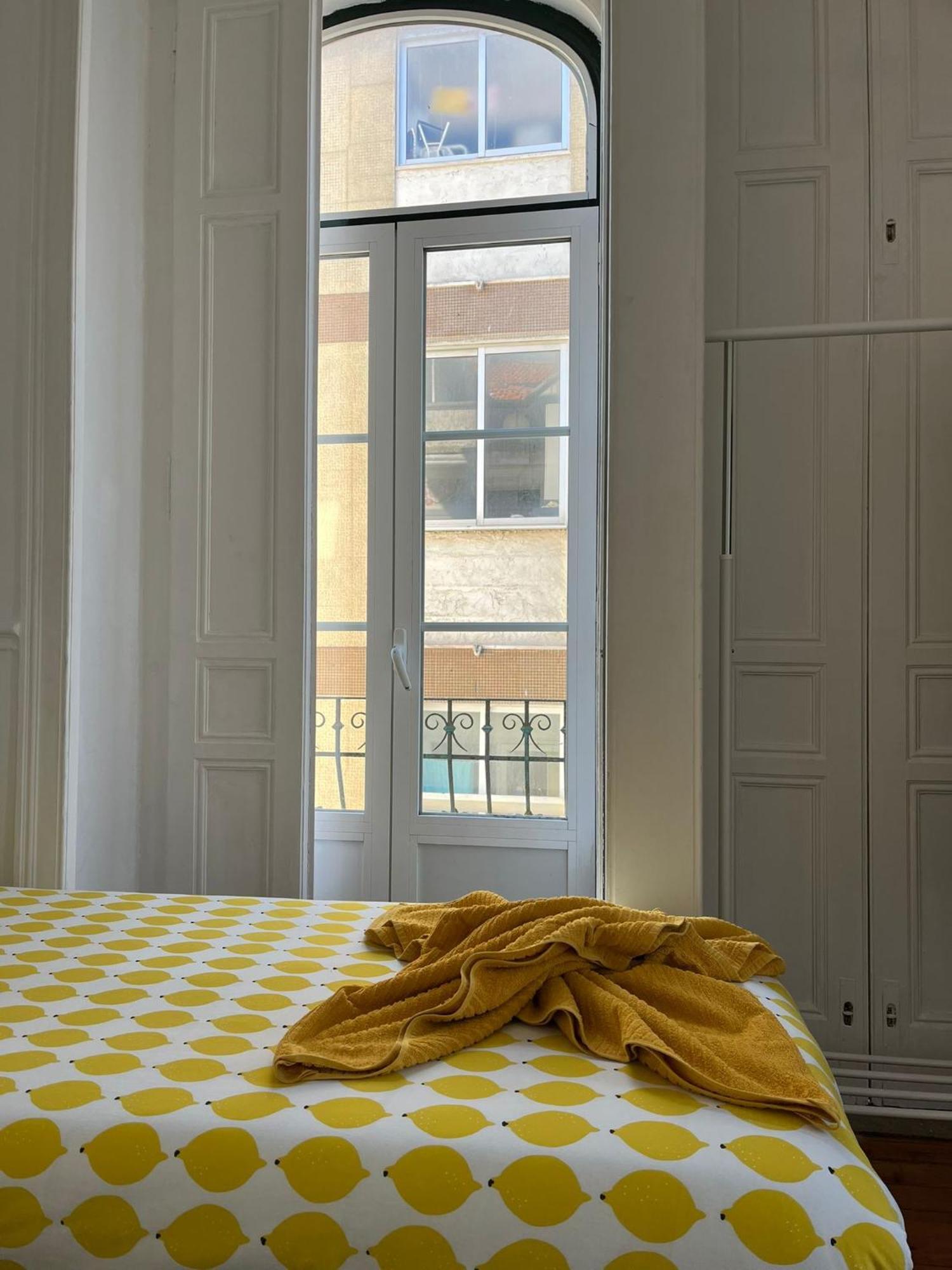 Garden Campo De Ourique Guest House - Hostel Lissabon Exterior foto